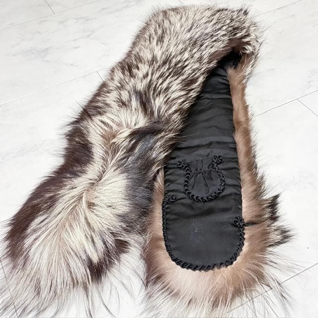 新品未使用★サガフォックス リアルファー ロング肉厚ストール 焦げ茶、毛先は白