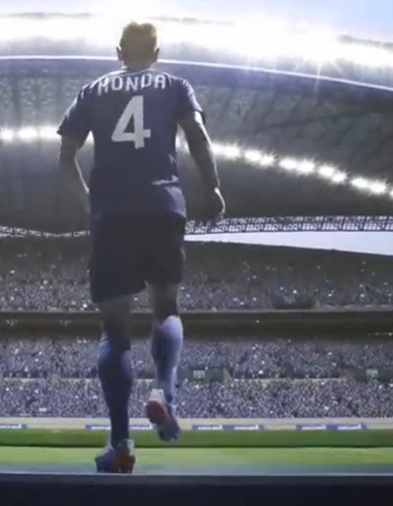 本田圭佑選手の実際にゲームで使用した左足スパイク　サイン入りです！