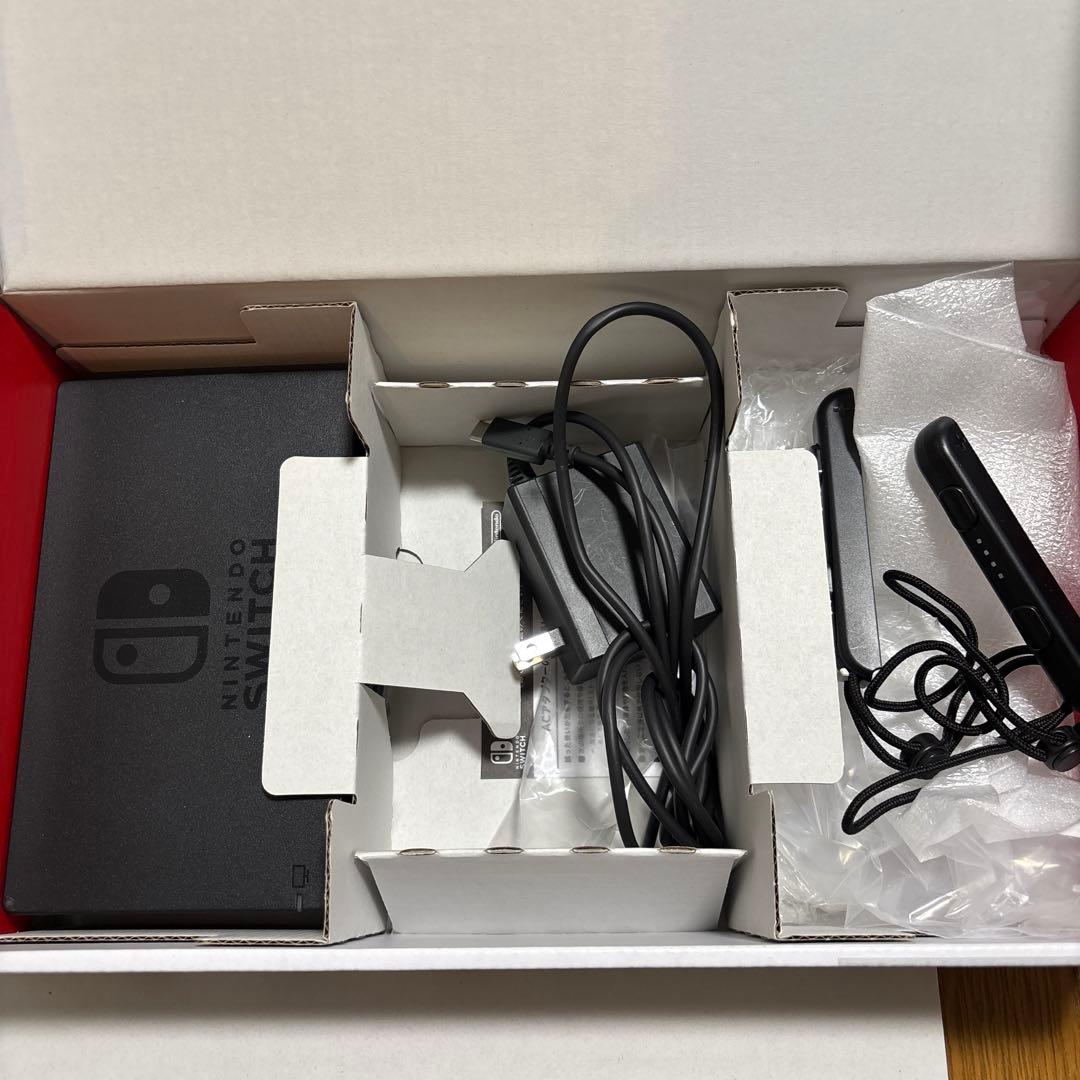 Switch 本体　別Joy-Con付き　ケース付き