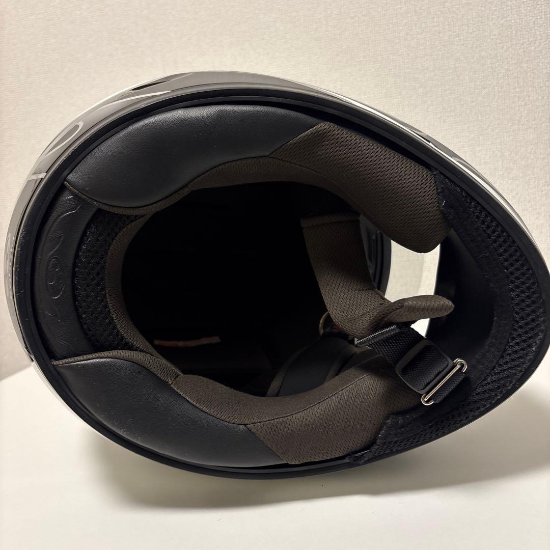 Kabuto-FF-R III フルフェイスヘルメット ブラック/ホワイト