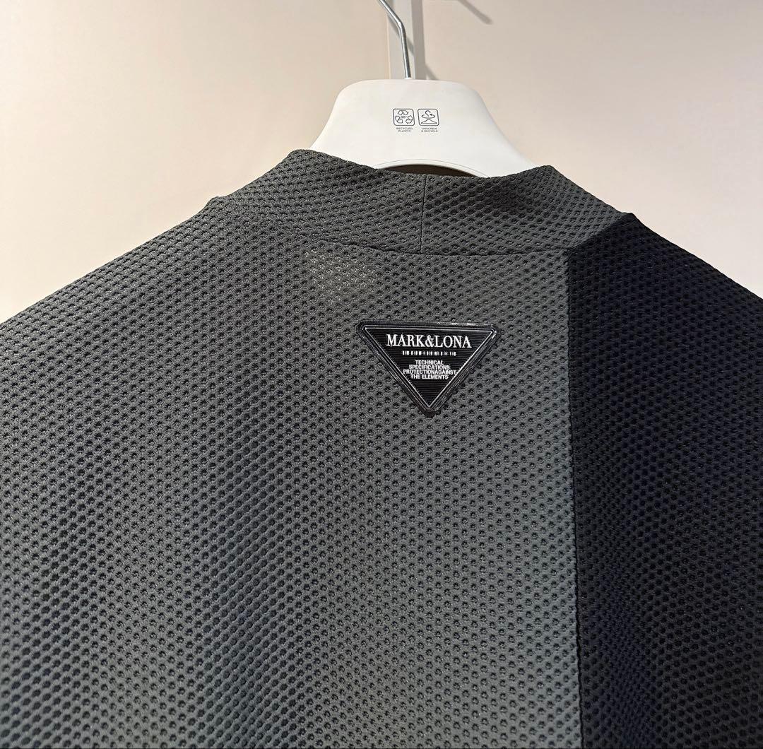 2025 美品 ★ MARK&LONA モックネック シャツ マーク&ロナ 黒