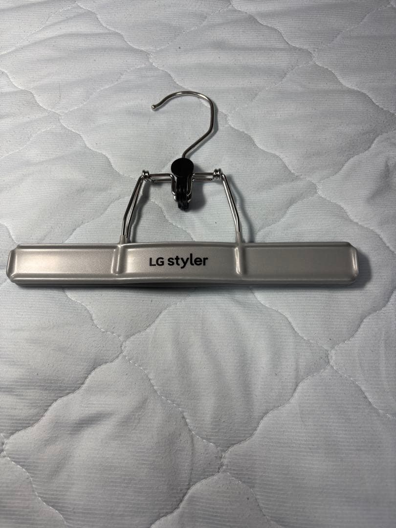 LG styler クリップ付きハンガー 4本セット