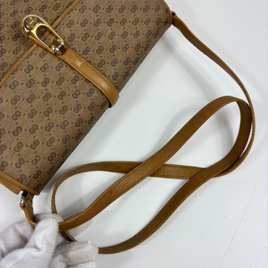 廃盤✨オールドGUCCI マイクロＧＧ　ゴールド ショルダー PVC ブラウン