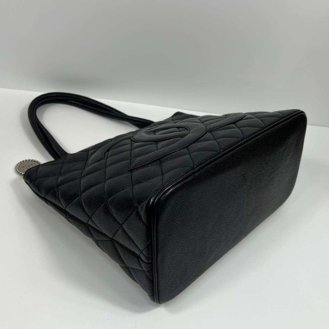 シャネル 1804 復刻トート キャビアスキン ６番台 MBZ205