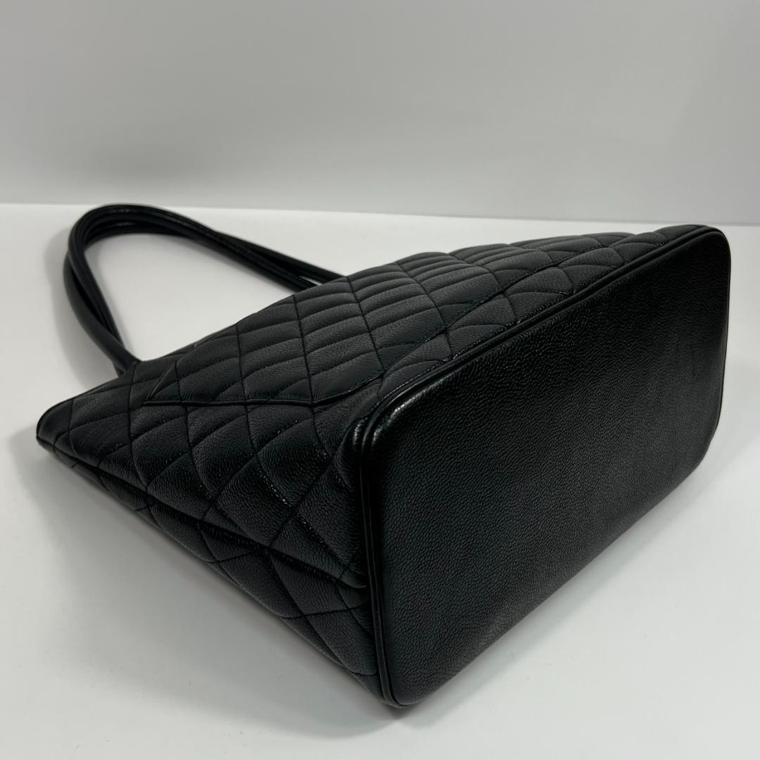 シャネル 1804 復刻トート キャビアスキン ６番台 MBZ205