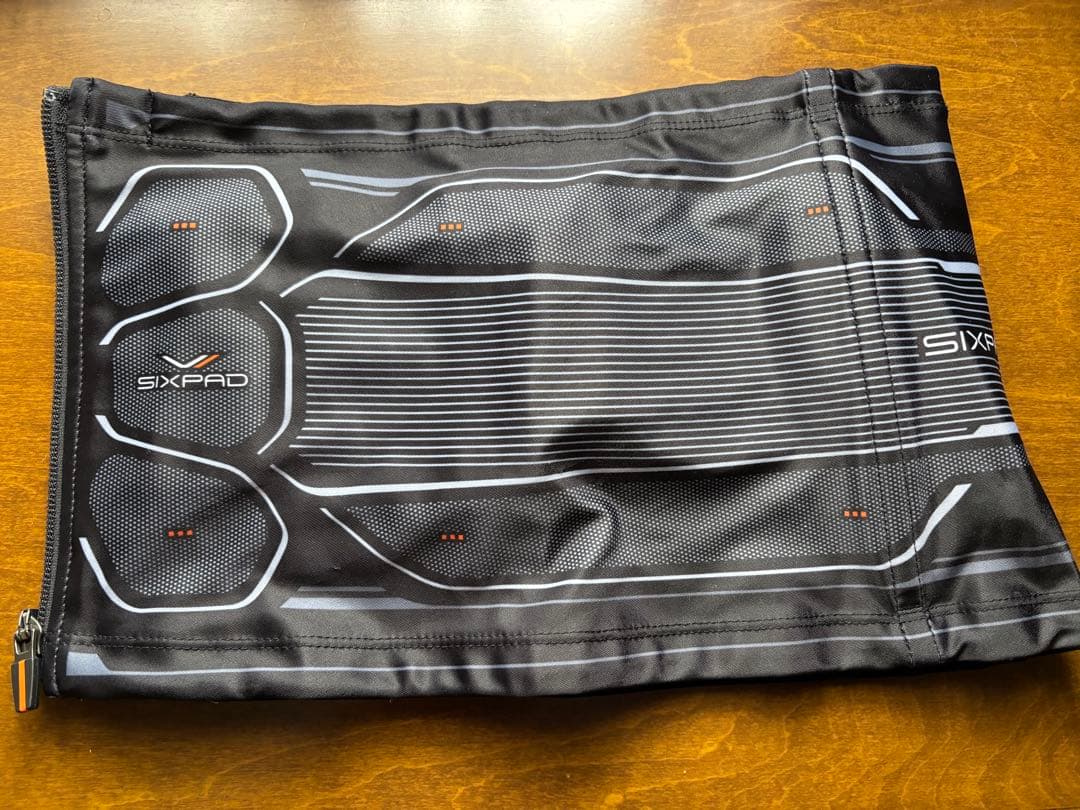 【新品　未使用】SIXPAD パワースーツコアベルトGYM対応モデル