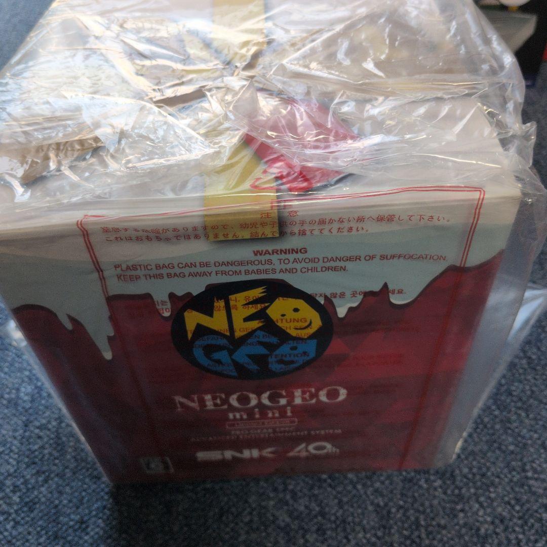 ​【未使用・限定品】ネオジオ ミニ クリスマス限定版 付属品完備 NEOGEO