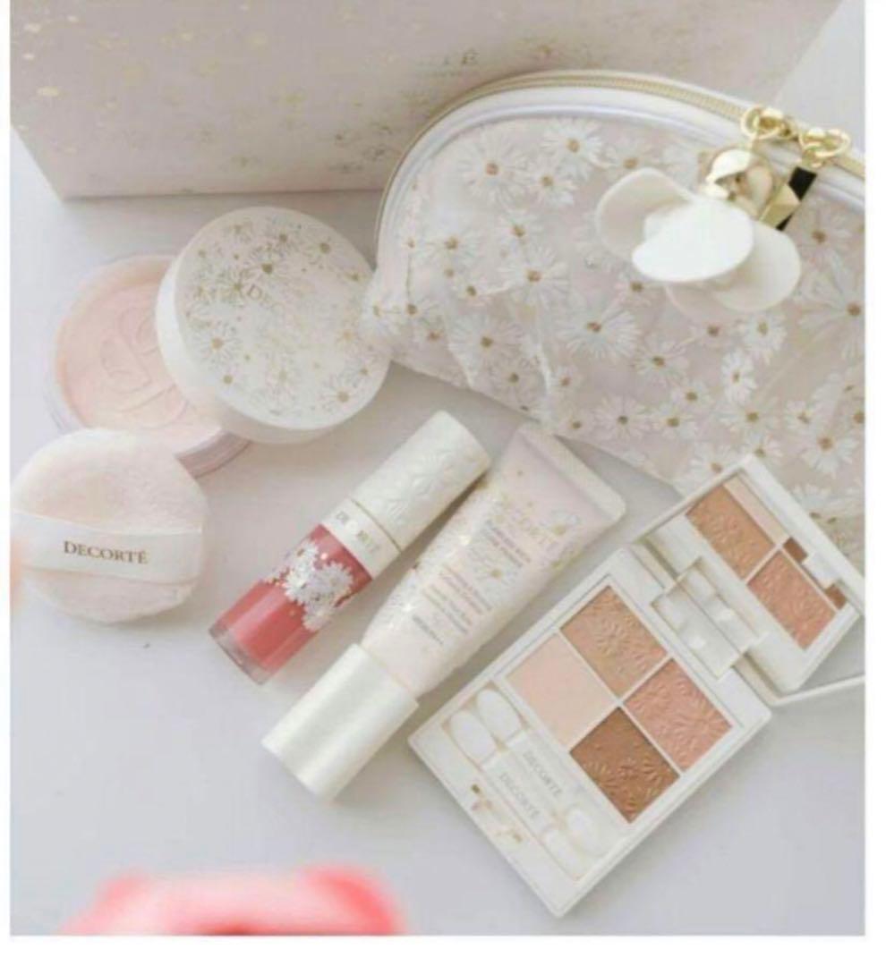 【新品】DECORTÉ ホワイトブリスコレクション　クリスマスコフレサンプル付き