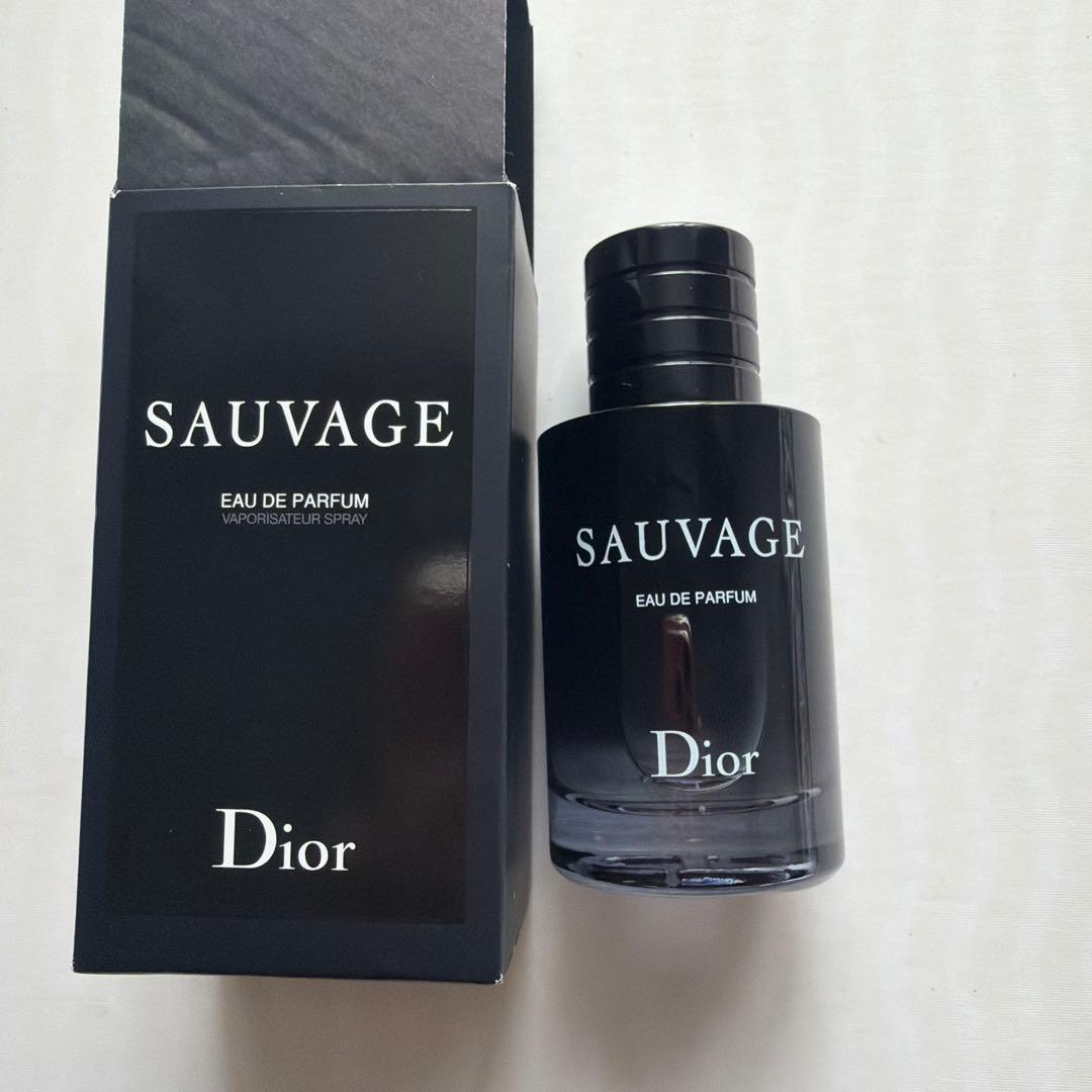 香水(男性用) SAUVAGE Eau de Parfum 60ml