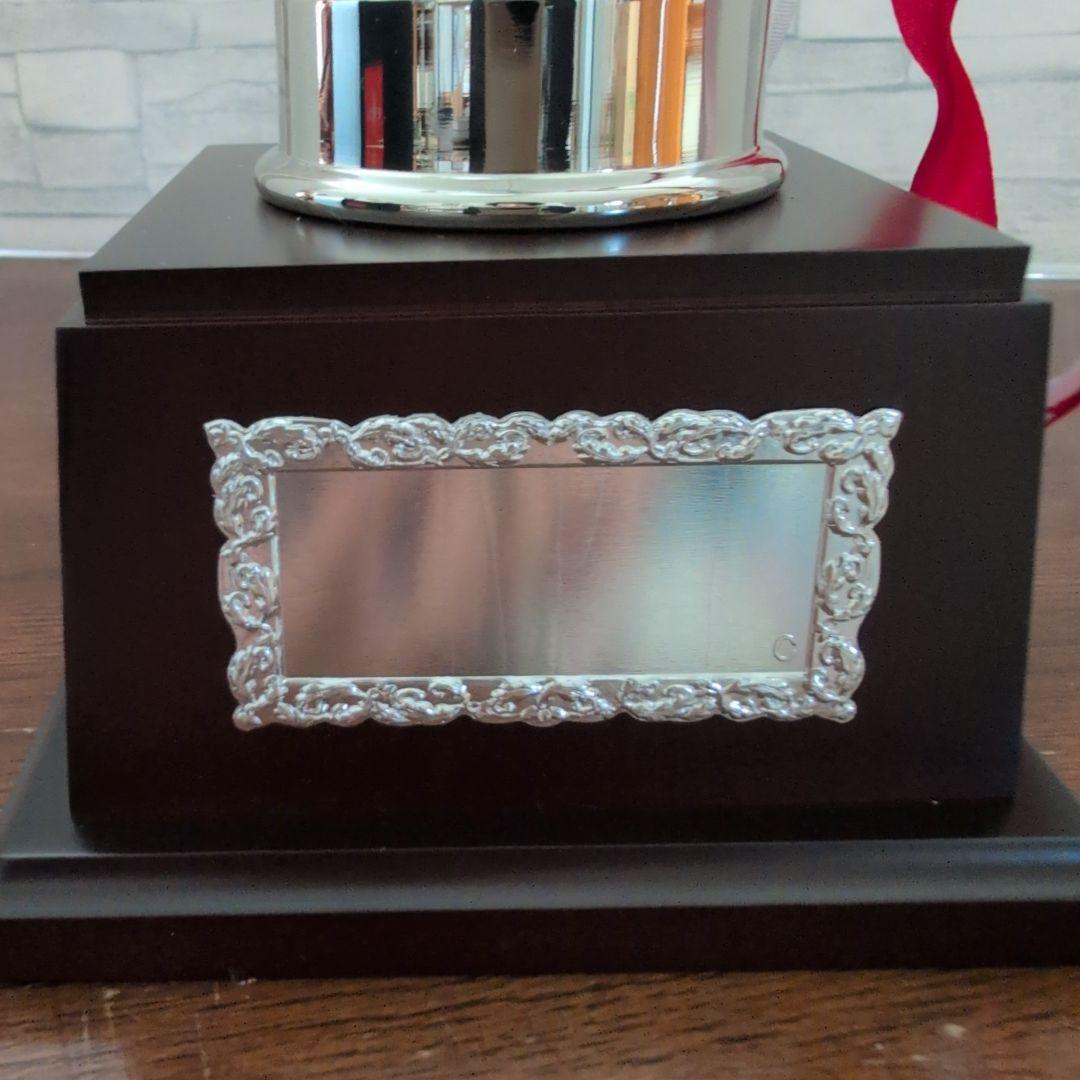 優勝シルバートロフィー 赤白リボン付き