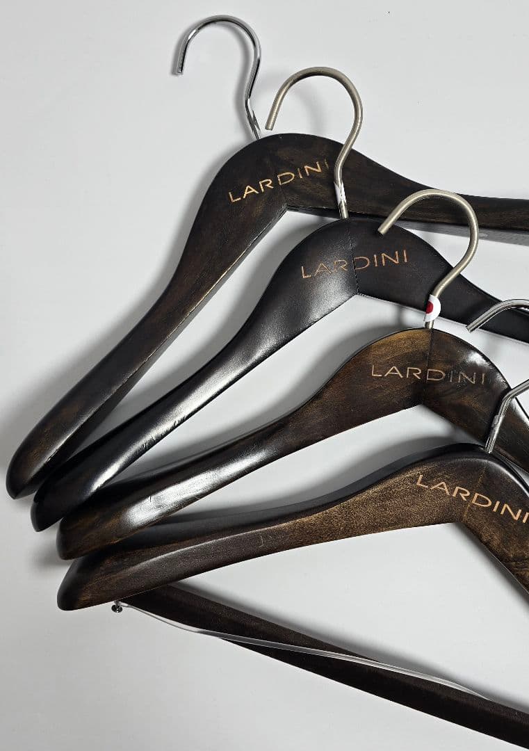 LARDINI ラルディーニ 木製ハンガー 4本セット　40cm