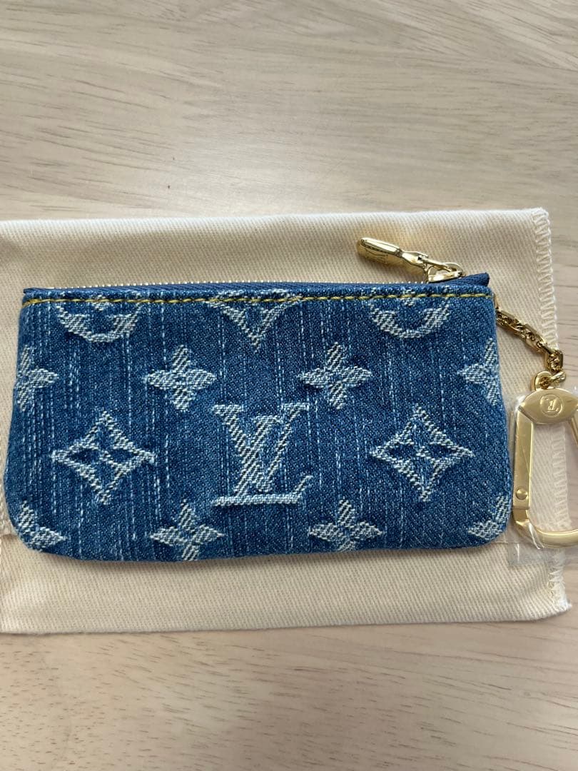 ルイヴィトン×村上隆 カードキーケース ポシェット・クレ チェリー