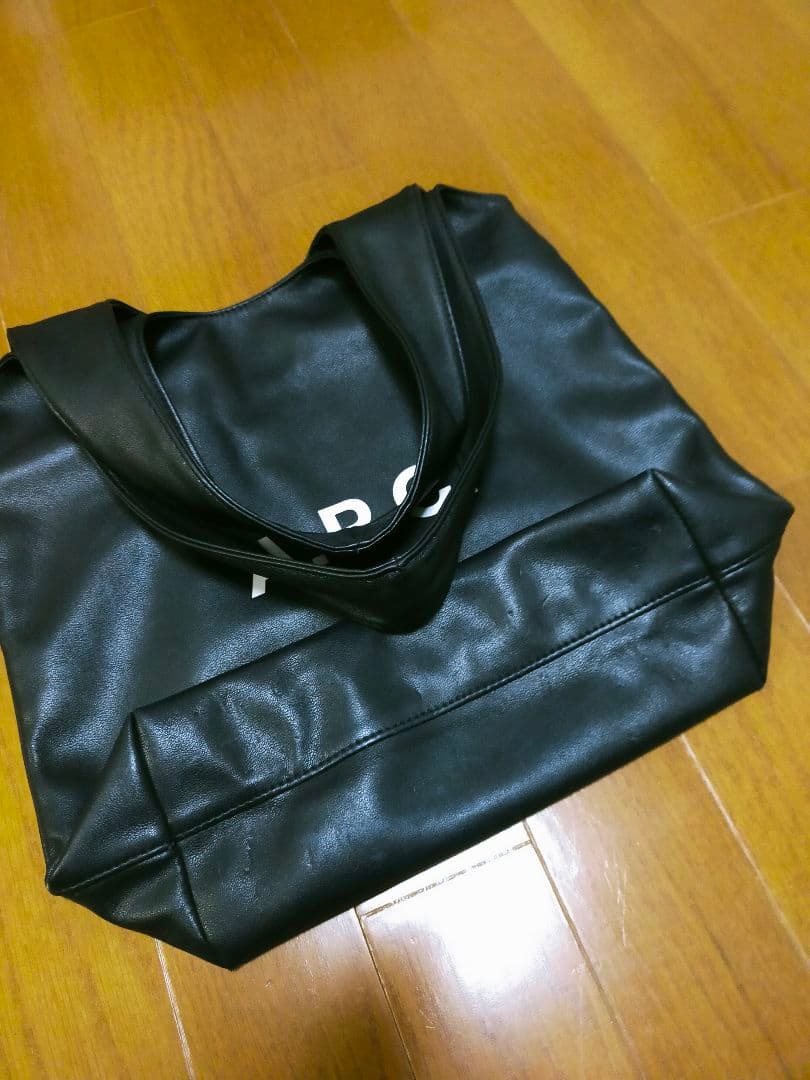 【正規品】アーペーセー Ninon スモールトートバッグ ブラック