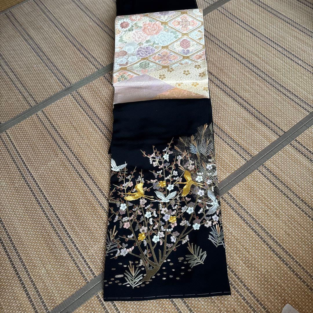 きみ　松と鶴　総刺繍　黒留袖