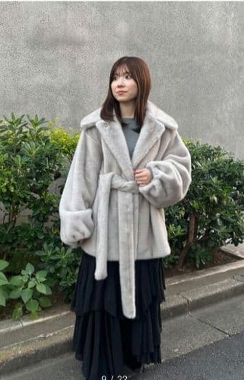 CASA FLINE　スタンドカラーリサイクルファーコート