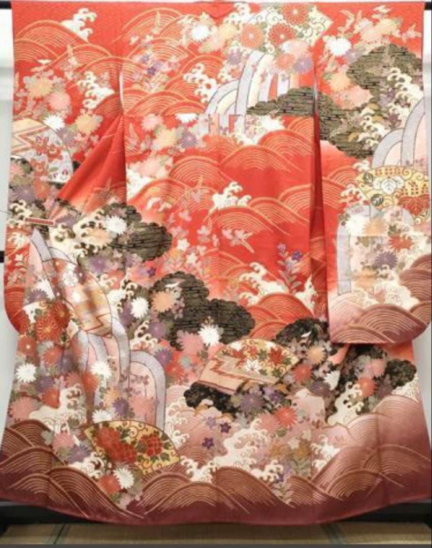 なのなのbox振袖長襦袢サイズS〜M 正絹　花柄 波模様