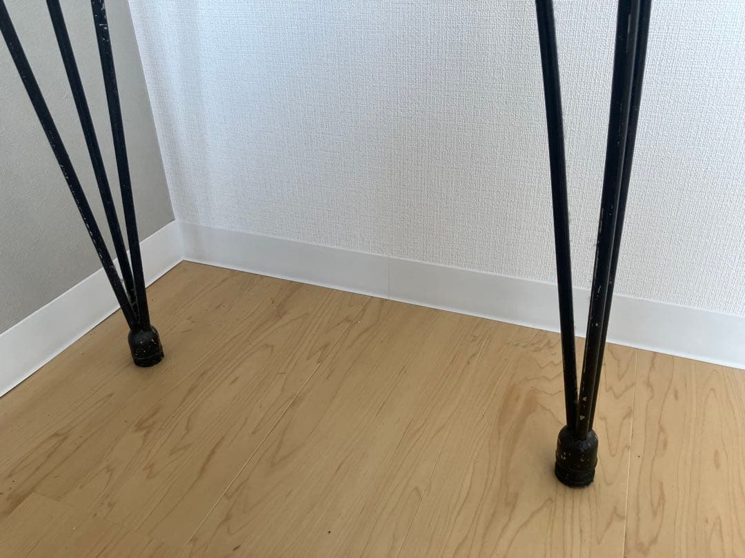 ダークブラウン木製テーブル（アイアン脚）