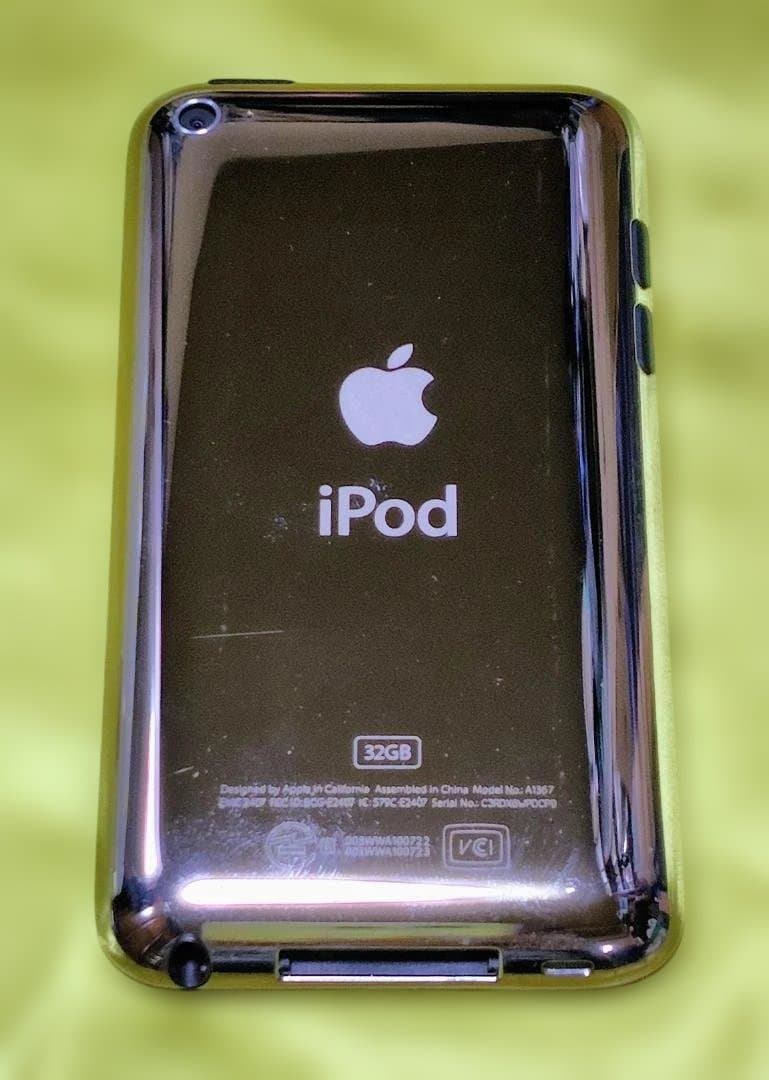 ジャンク扱い　Apple ipod nano・touch2台・ipad mini