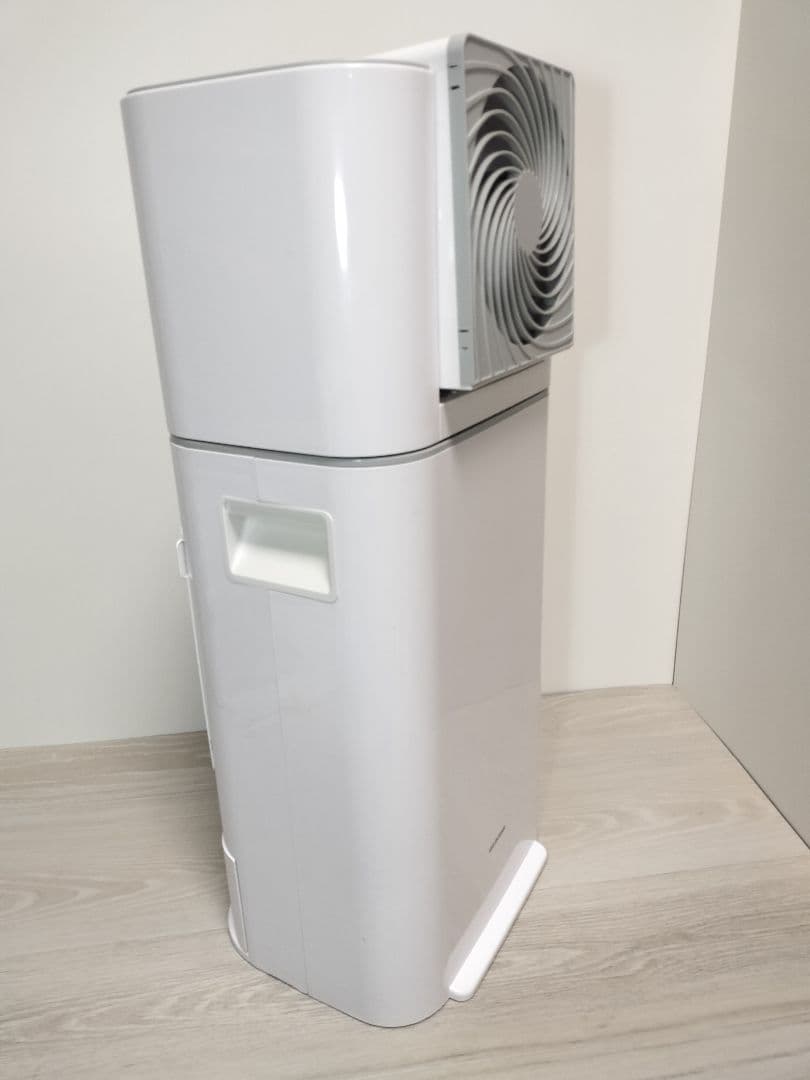 21年製 アイリス13畳 サーキュレーター付き 除湿器 IJD-150 -WH