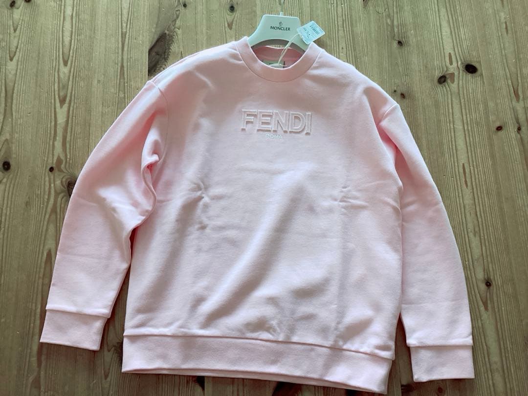 【FENDI】フェンディ　マメール　ロゴトレーナー　165ｃｍ　定価70400円