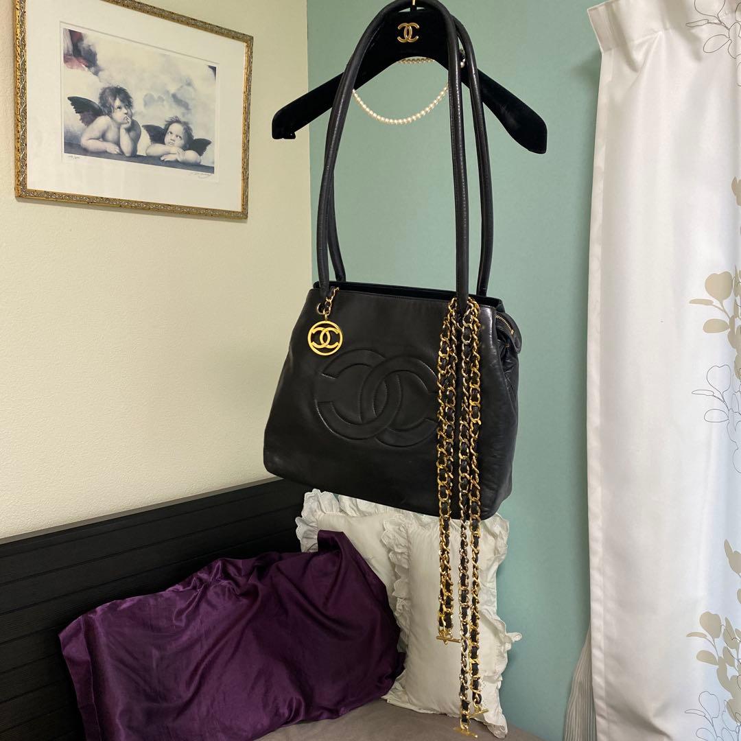 614 特別価格今日だけ　CHANEL シャネル　ブラック　ラムスキンデカココ