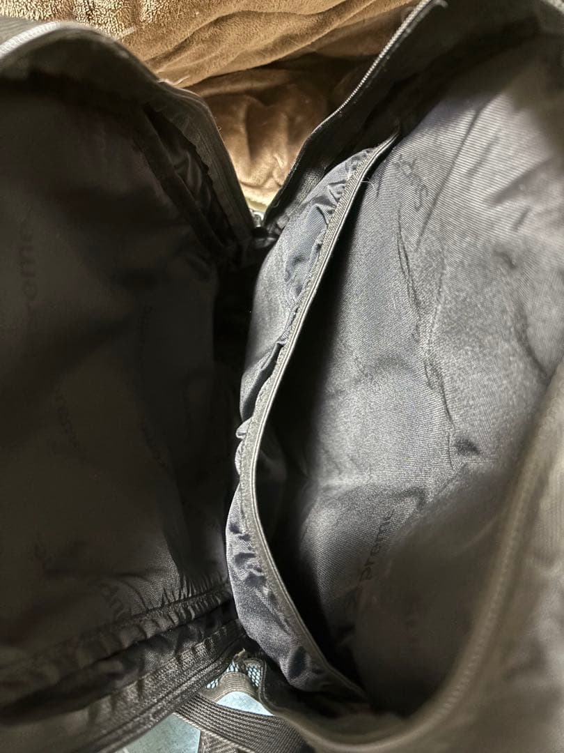 【早い者勝ち即購入◎】Supreme ブラック リュック・バックパック