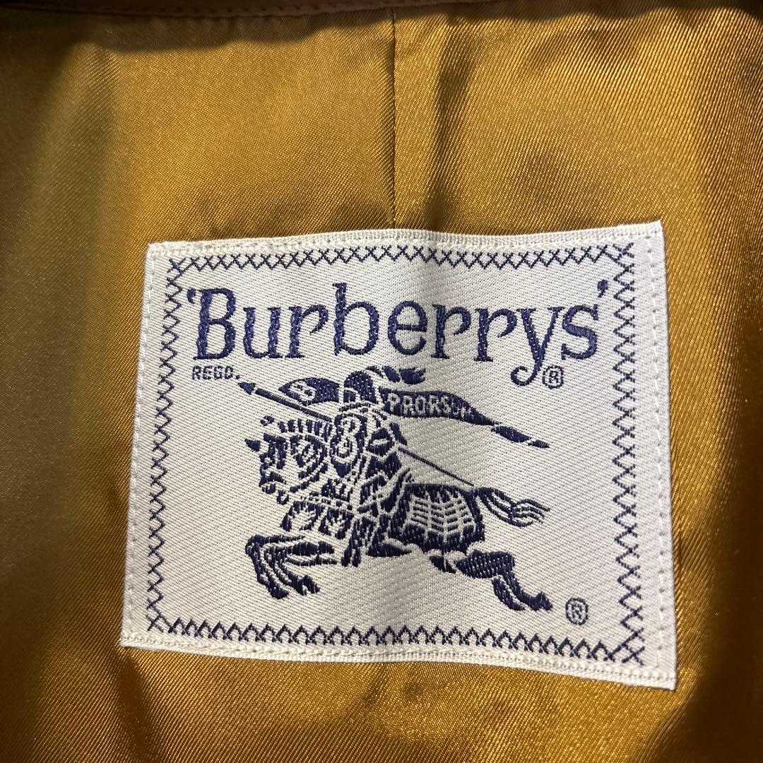 Burberry's ベージュ ダブルブレスト トレンチコート　腰ベルト