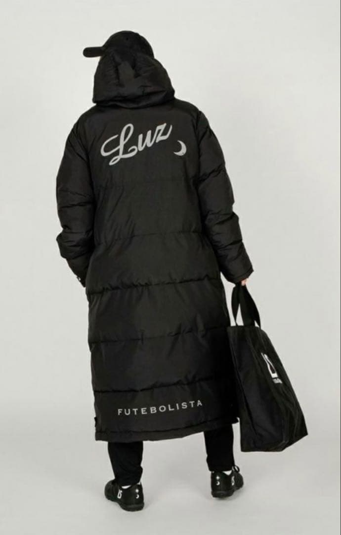 ルースイソンブラ　ベンチコート ブラック　M