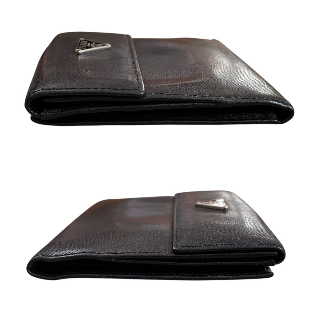 PRADA プラダ　三つ折り財布　男女兼用　サフィアーノ　レザー　黒　ブラック