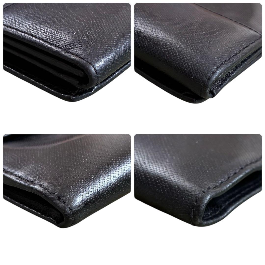 PRADA プラダ　三つ折り財布　男女兼用　サフィアーノ　レザー　黒　ブラック