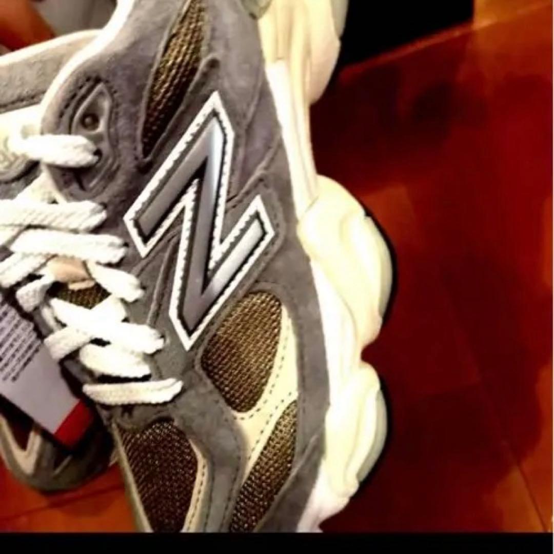 New Balance 9060スニーカー 正規品24200円