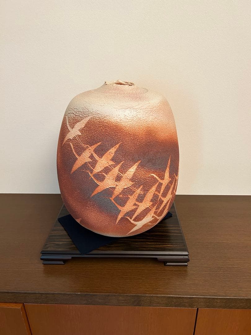林正太郎作　志野群鶴紋壺