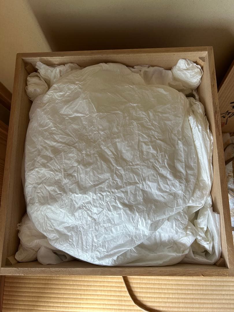 林正太郎作　志野群鶴紋壺