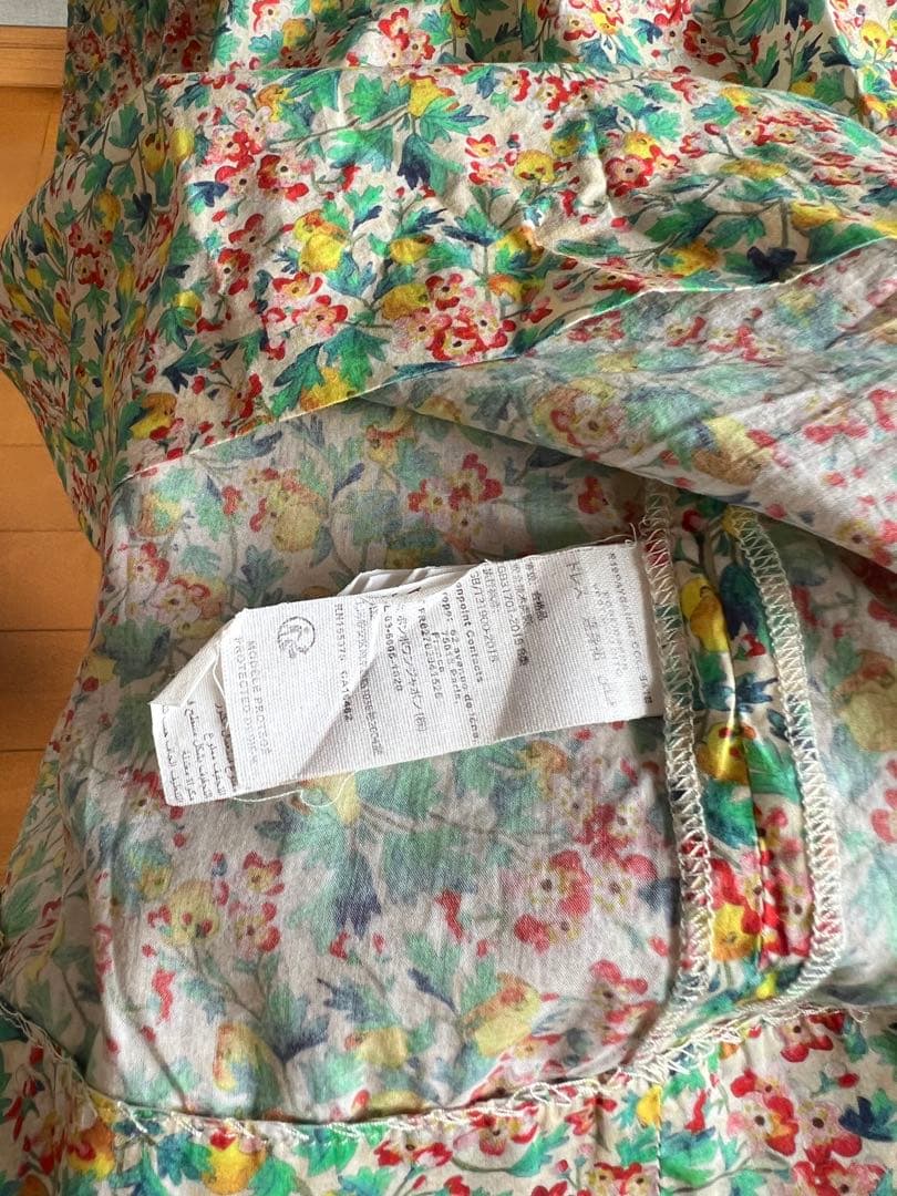 タグありBonpoint リバティ　スモッキング　ワンピース　10A ボンポワン