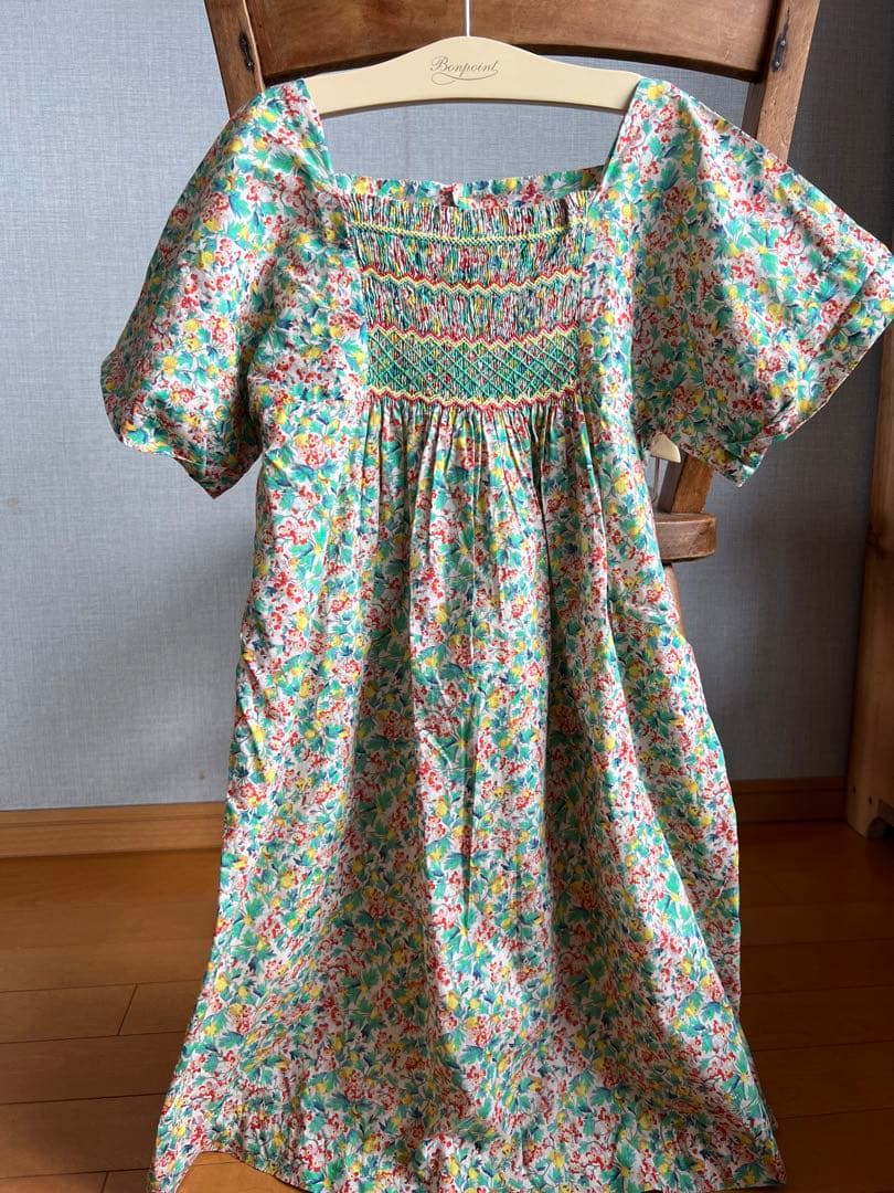 タグありBonpoint リバティ　スモッキング　ワンピース　10A ボンポワン