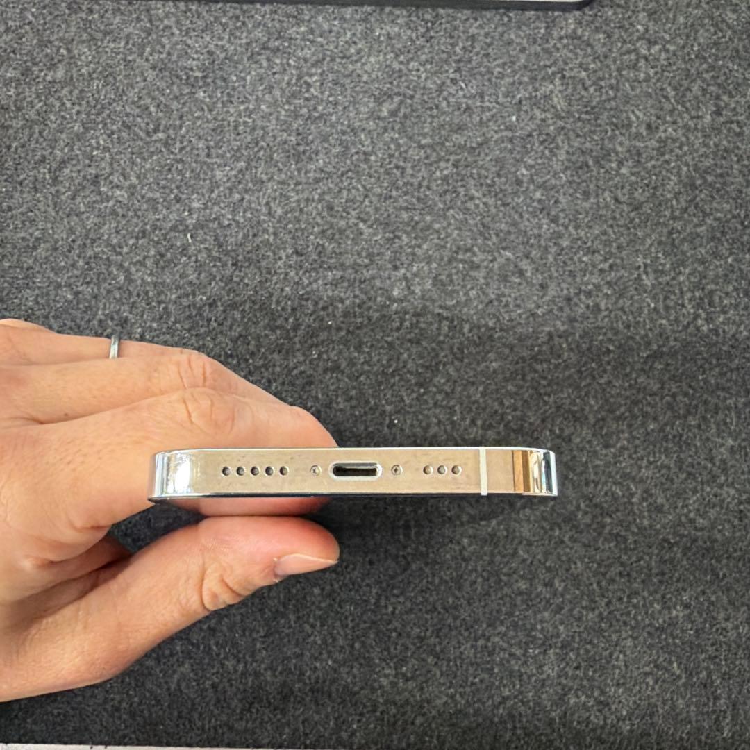 Apple iPhone 14 Pro 128GB ホワイト本体