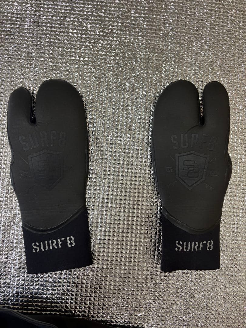 ダークグレー ジッパー付きタッパー