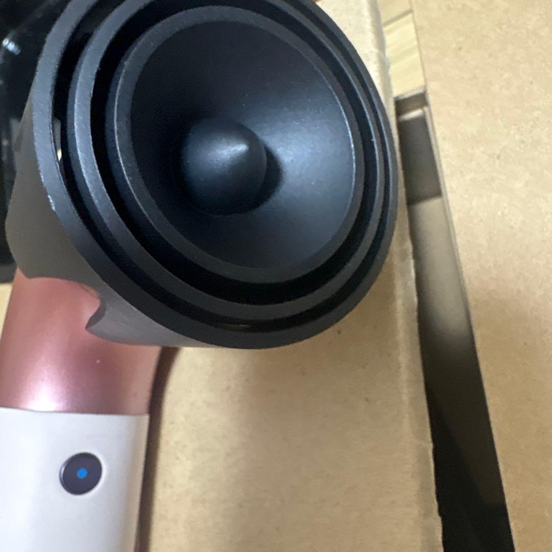 値下げ！ダイソンドライヤー　ピンク