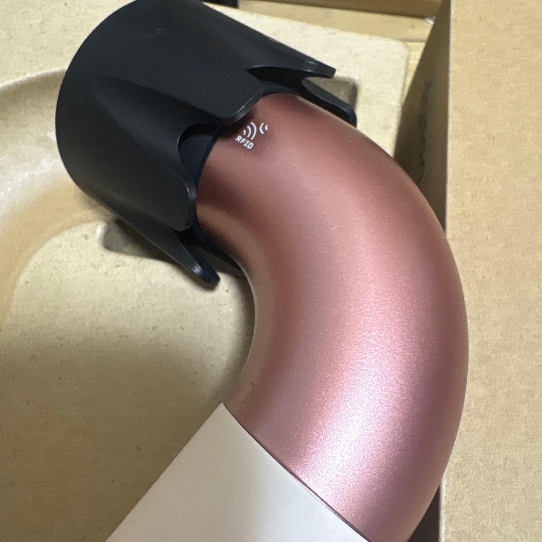 値下げ！ダイソンドライヤー　ピンク