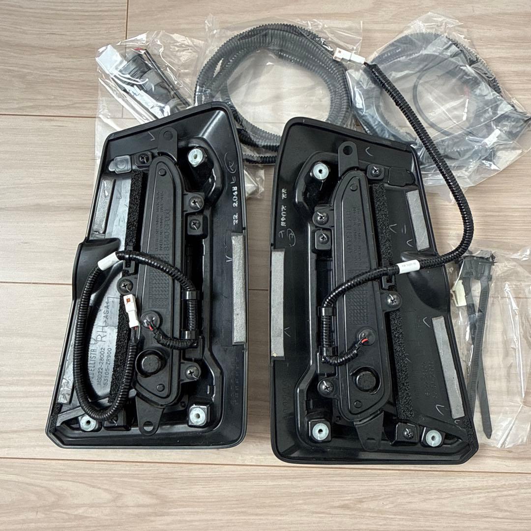 90 ノア　モデリスタ　シグネチャーイルミブレード