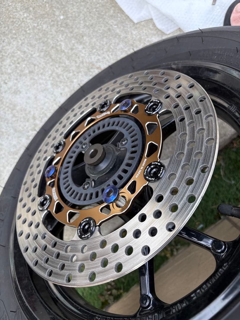 シグナスグリファス　ブレーキディスク