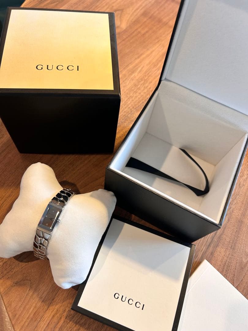 GUCCI アナログ腕時計 シルバー