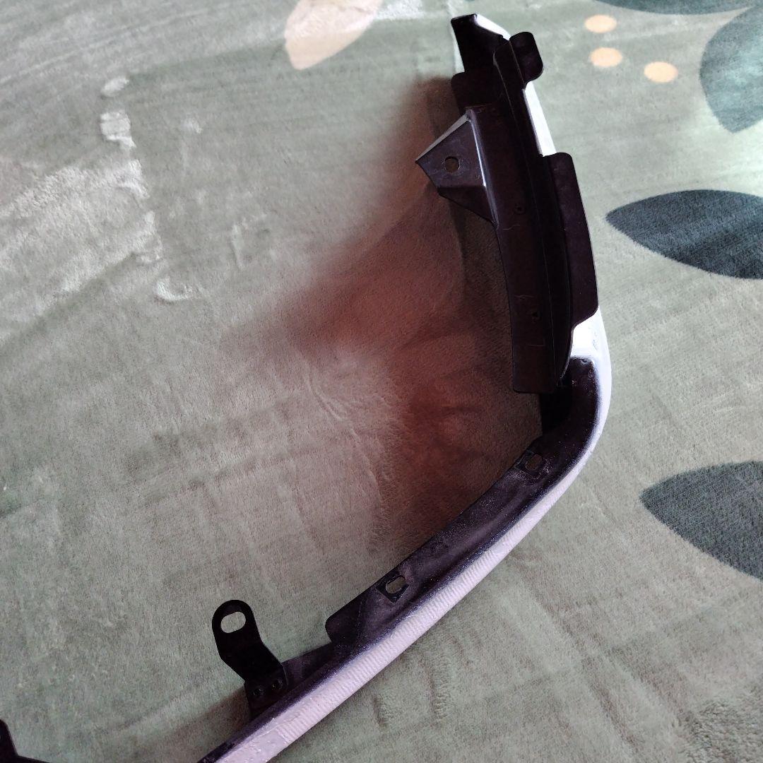 220クラウン 用 TRD フロントエアロスポイラー 真ん中のサテンエアロ欠