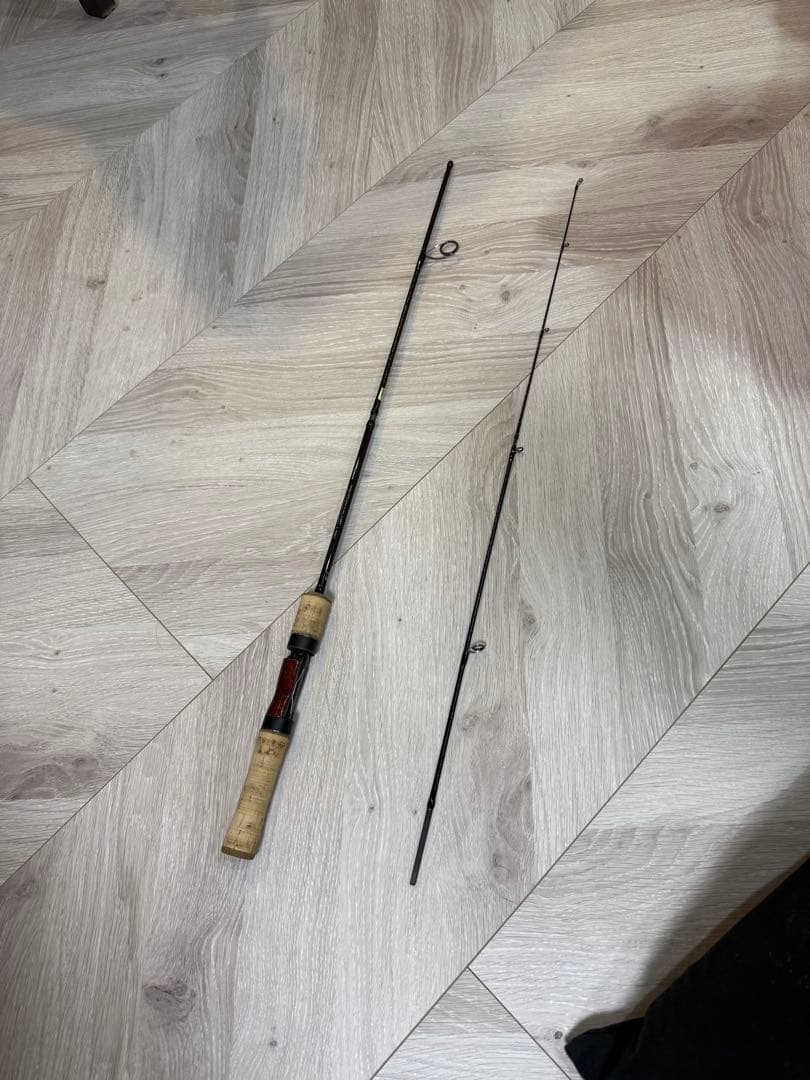 さらに値下げCARDIFF NX S48UL-4トラウトロッド 2ピース　美品