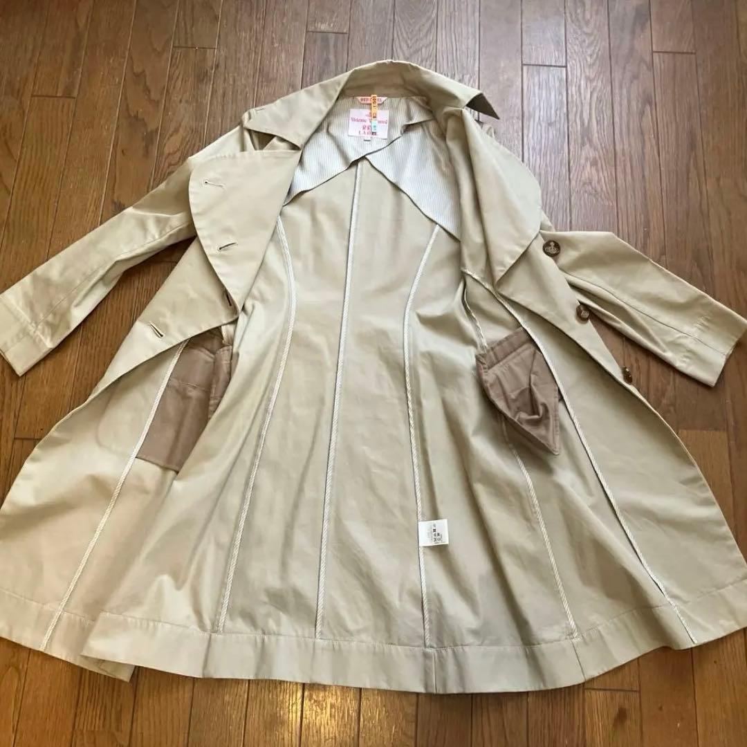 vivienne westwoodトレンチコート