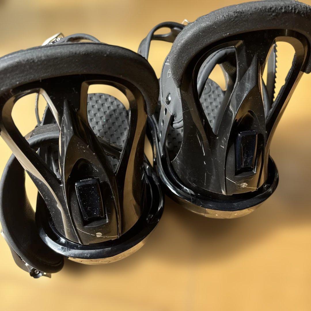 バートン　スノーボード ビンディング ブラック Mサイズ