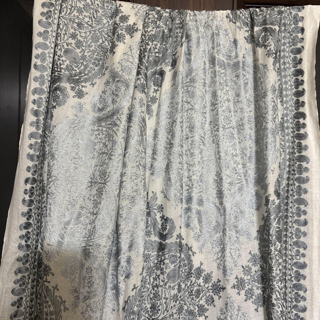 【お値引き不可】トルコで購入　刺繍ストール