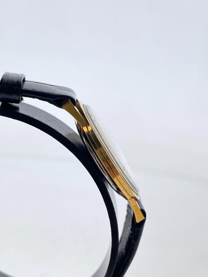 ◆UNIVERSAL GENEVE 542 101 ゴールド 09099