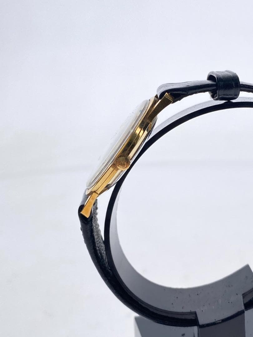 ◆UNIVERSAL GENEVE 542 101 ゴールド 09099