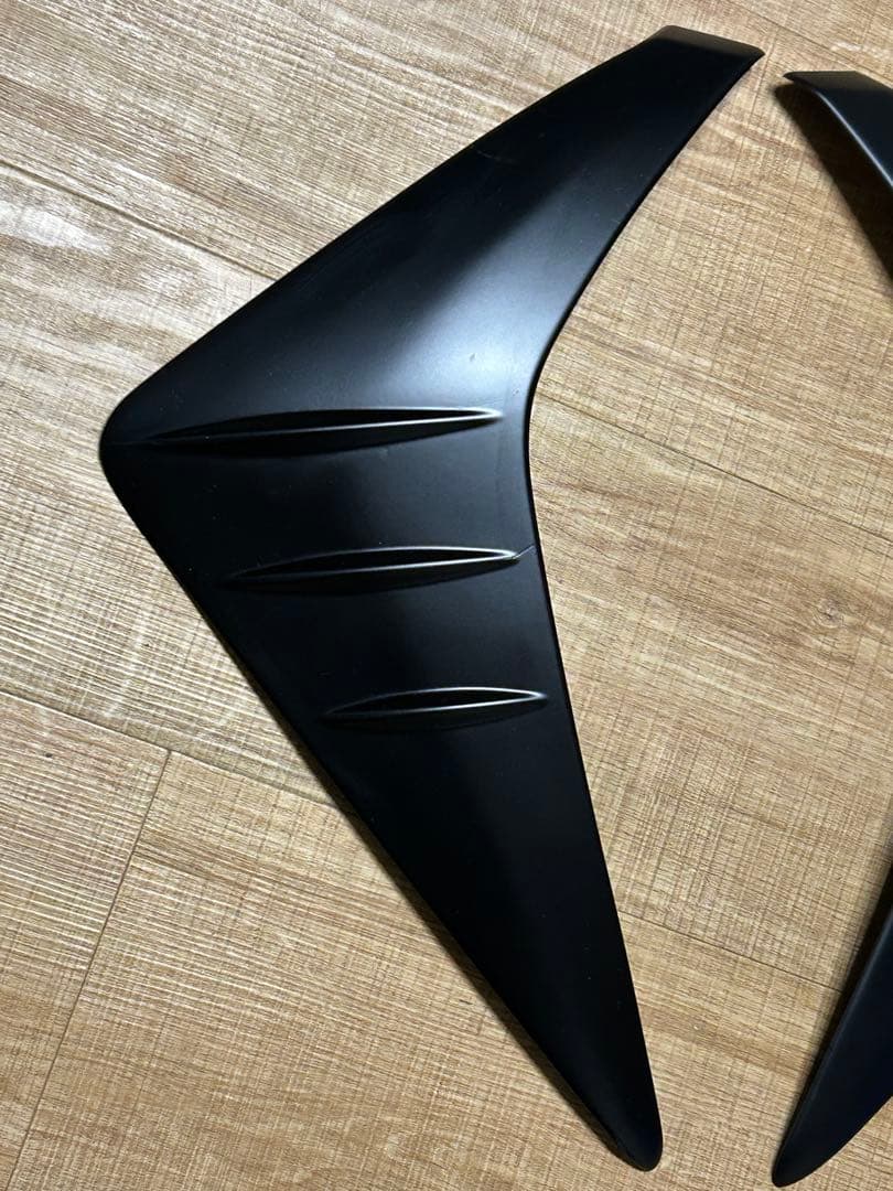 と*し様 ★超希少★リアランプ30プリウスモデリスタテールガーニッシュ テールラ